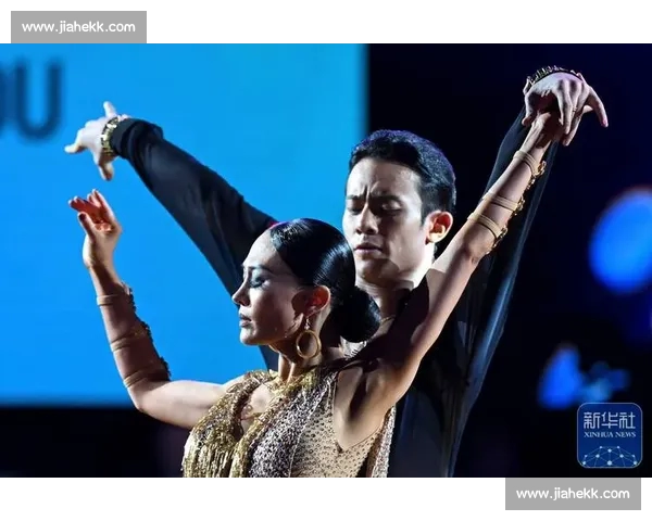 体育赛事直播全面升级,精彩瞬间实时呈现,带你领略全球赛场激情与荣耀 体育赛事直播全面升级,精彩瞬间实时呈现,带你领略全球赛场激情与荣耀